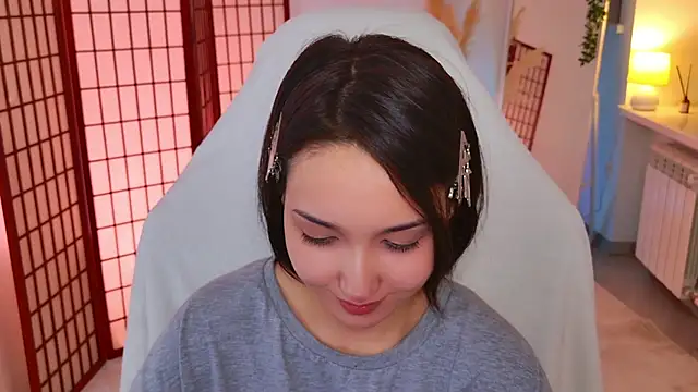 Snapshot of GentleMusee chatting on November 7, 10:10 pm GentleMusee online show from November 7, 10:10 pm