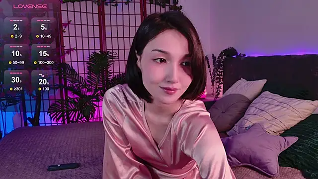 Snapshot of GentleMusee chatting on November 17, 8:14 pm GentleMusee online show from November 17, 8:14 pm