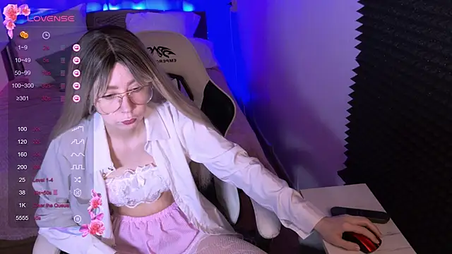 sofiisun online show from November 10, 2:10 am