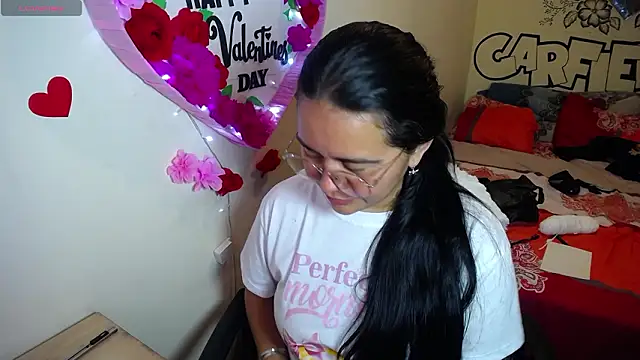 Miss  kendra  online show from February 17, 1:57 am