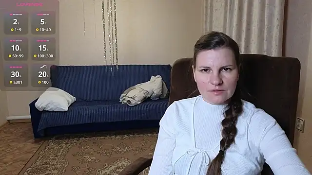 Snapshot of Mirabelle_Velvet chatting on January 8, 4:37 am Mirabelle Velvet online show from January 8, 4:37 am