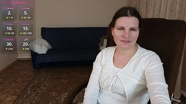 Snapshot of Mirabelle_Velvet chatting on January 11, 4:50 am Mirabelle Velvet online show from January 11, 4:50 am