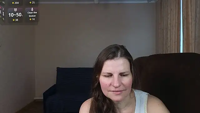 Snapshot of Mirabelle_Velvet chatting on February 5, 5:01 am Mirabelle Velvet online show from February 5, 5:01 am