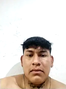 Snapshot of Taylor_X19 chatting on October 19, 7:58 pm Taylor X19 online show from October 19, 7:58 pm