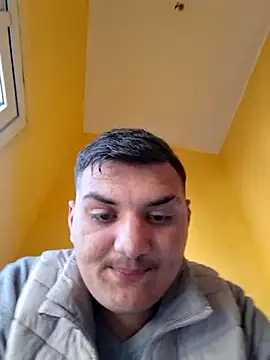 Snapshot of Denis_dns2024 chatting on April 25, 3:09 pm Denis dns2024 online show from April 25, 3:09 pm