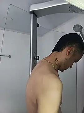 Snapshot of Dylan_montes17 chatting on October 7, 9:23 pm Dylan montes17 online show from October 7, 9:23 pm