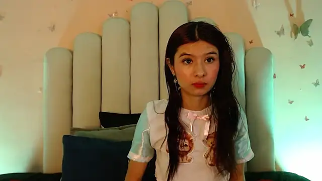 SweetRenata  online show from October 18, 11:33 am