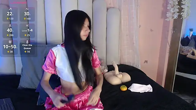 Snapshot of SweetRenata_ chatting on January 19, 11:47 am SweetRenata online show from January 19, 11:47 am