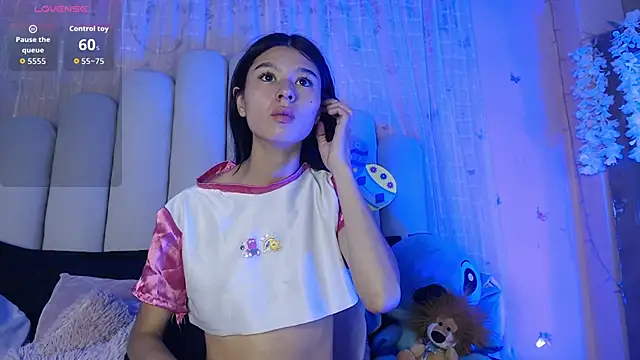 Snapshot of SweetRenata_ chatting on February 17, 12:34 pm SweetRenata online show from February 17, 12:34 pm