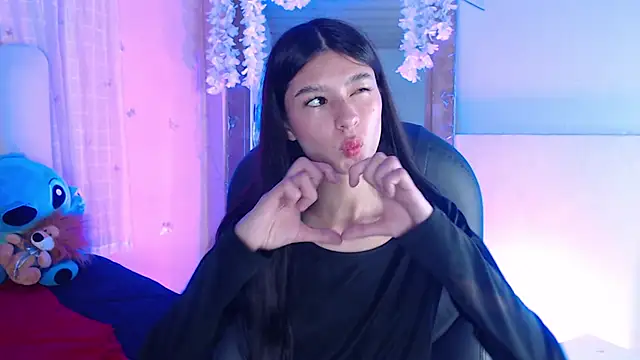 Snapshot of SweetRenata_ chatting on February 19, 12:23 pm SweetRenata online show from February 19, 12:23 pm