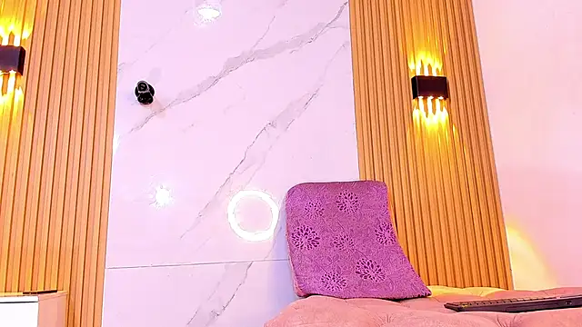 Ethan thouse online show from November 6, 7:42 am