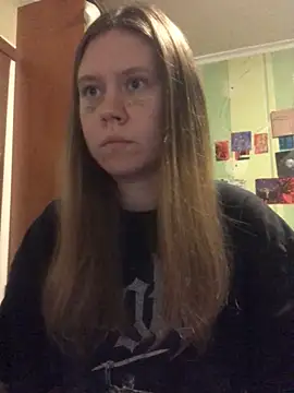 Snapshot of LunaVirelle chatting on October 26, 8:59 pm LunaVirelle online show from October 26, 8:59 pm