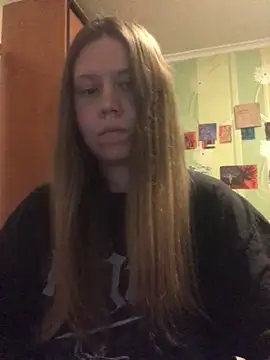 LunaVirelle online show from April 21, 5:50 pm