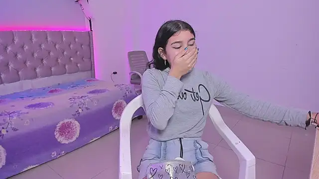 beiby glow online show from November 7, 12:49 pm