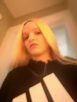 lexuslover687 online show from March 6, 8:49 pm