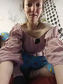 Lucy colee online show from October 24, 12:23 pm