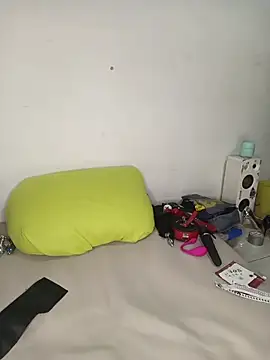 Lucy colee online show from November 12, 4:51 pm