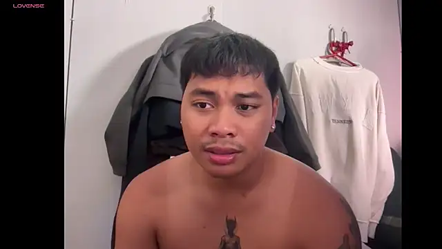 LuisitoJuancho55 online show from April 22, 3:57 pm