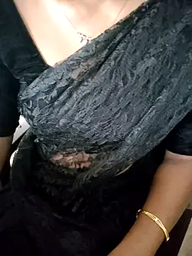 Tamilmallu-duskygirl03 online show from November 17, 6:30 am