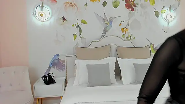 Snapshot of AnnaJonson chatting on October 15, 3:17 am AnnaJonson online show from October 15, 3:17 am