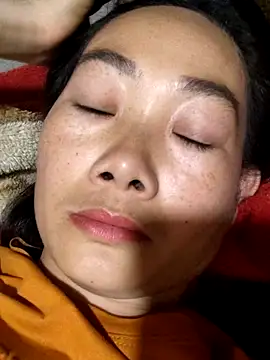 gio-thu online show from April 7, 2:06 pm