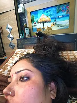 Snapshot of Ekta_bhabhi99 chatting on April 9, 9:26 am Ekta bhabhi99 online show from April 9, 9:26 am