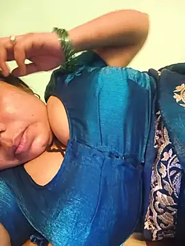 Snapshot of Ekta_bhabhi99 chatting on June 27, 8:19 am Ekta bhabhi99 online show from June 27, 8:19 am