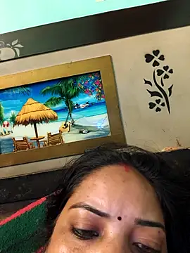 Snapshot of Ekta_bhabhi99 chatting on July 22, 6:43 pm Ekta bhabhi99 online show from July 22, 6:43 pm