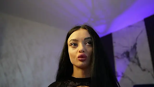 RachelRavee online show from February 23, 5:27 am