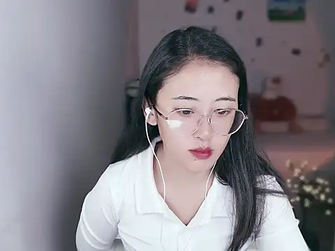 Queena  online show from January 15, 1:32 am