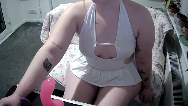 Snapshot of LexiBluXx chatting on October 18, 9:04 pm LexiBluXx online show from October 18, 9:04 pm