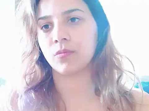 MadisonCharm online show from April 18, 10:19 am