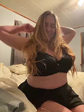 SugarMilkandHoney online show from December 20, 12:51 am