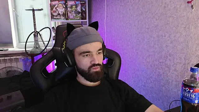 Nik Namee online show from October 30, 1:45 pm