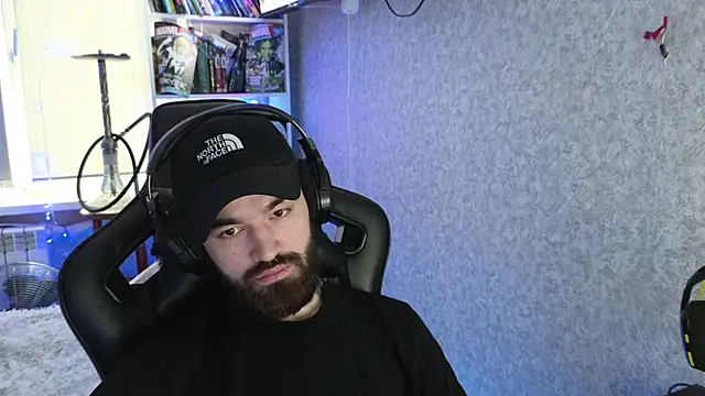 Nik Namee online show from December 3, 9:18 am