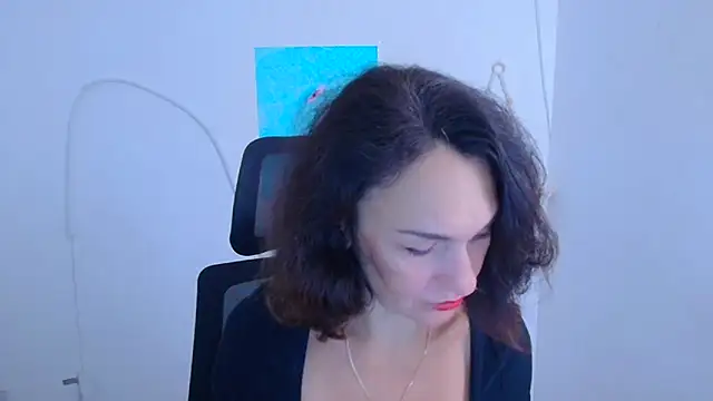 Rosie Rosee online show from December 3, 12:25 pm