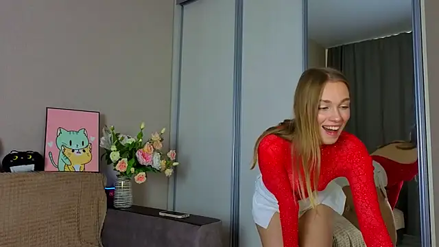 ElizaPurrr online show from October 21, 10:38 am