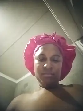 SquirtingQueen  online show from October 11, 8:51 pm