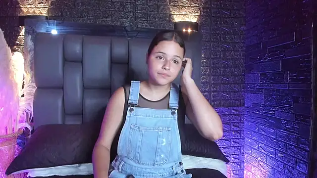 Snapshot of Maraa_Rivera chatting on October 20, 7:14 pm Maraa Rivera online show from October 20, 7:14 pm