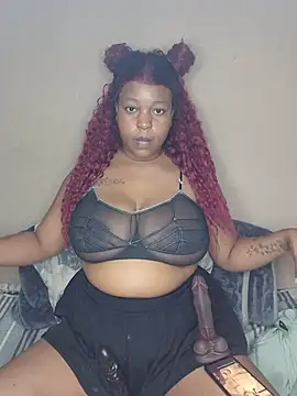Snapshot of ZuriVixen chatting on July 15, 7:30 pm ZuriVixen online show from July 15, 7:30 pm