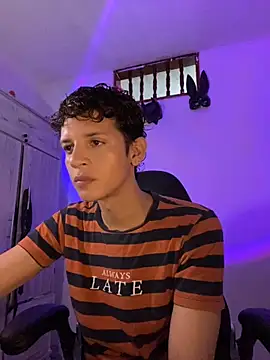 tylernova online show from October 10, 5:56 pm