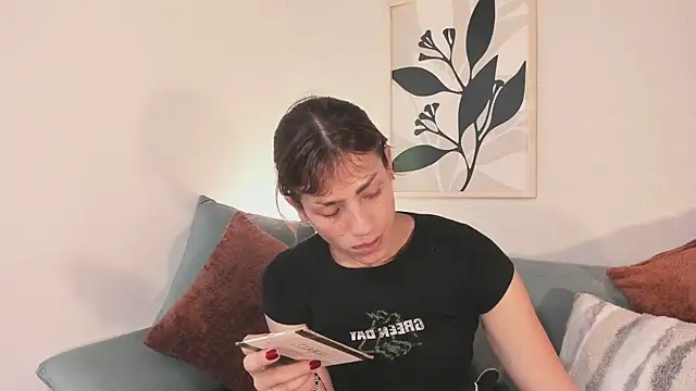 KassMonroe online show from February 26, 7:57 pm