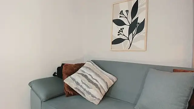 KassMonroe online show from March 9, 7:51 pm