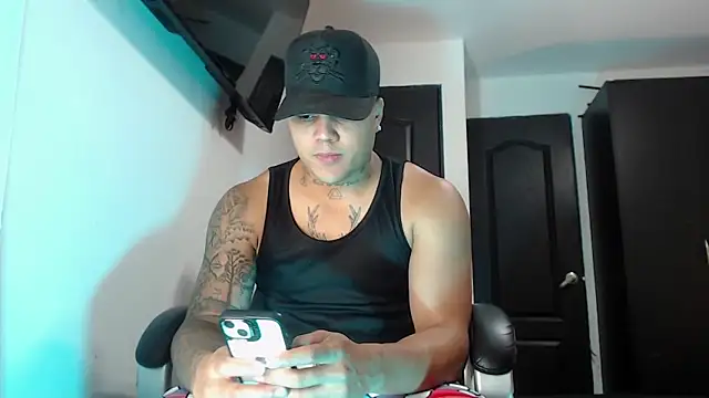 Boyhot 00 online show from October 9, 3:15 am