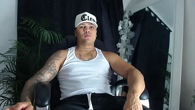 Boyhot 00 online show from March 3, 3:45 am