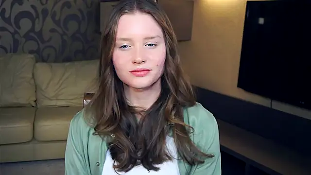Snapshot of SunRinglein chatting on October 15, 4:18 pm SunRinglein online show from October 15, 4:18 pm