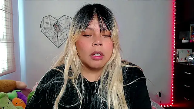 EllieMoonX online show from November 17, 3:07 pm