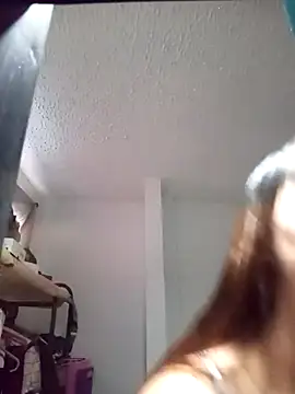 Snapshot of Natacha_02 chatting on December 5, 9:00 pm Natacha 02 online show from December 5, 9:00 pm