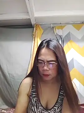 erma joy online show from April 9, 7:30 pm