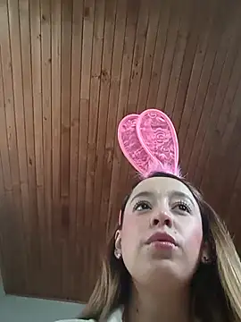 Snapshot of LunaDelire chatting on October 28, 1:25 pm LunaDelire online show from October 28, 1:25 pm